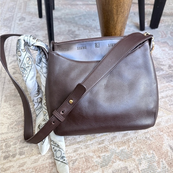 Loewe Brown and Green Leather Bag - Picture 3 of 11